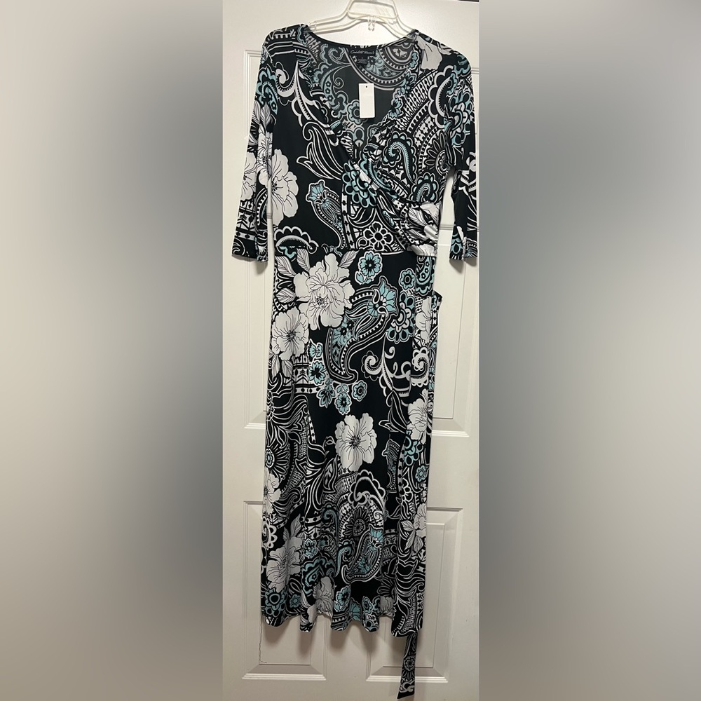 NWT Cardalite Women’s Floral Paisley Black White & Blue Long Dress Plus Sz 1X